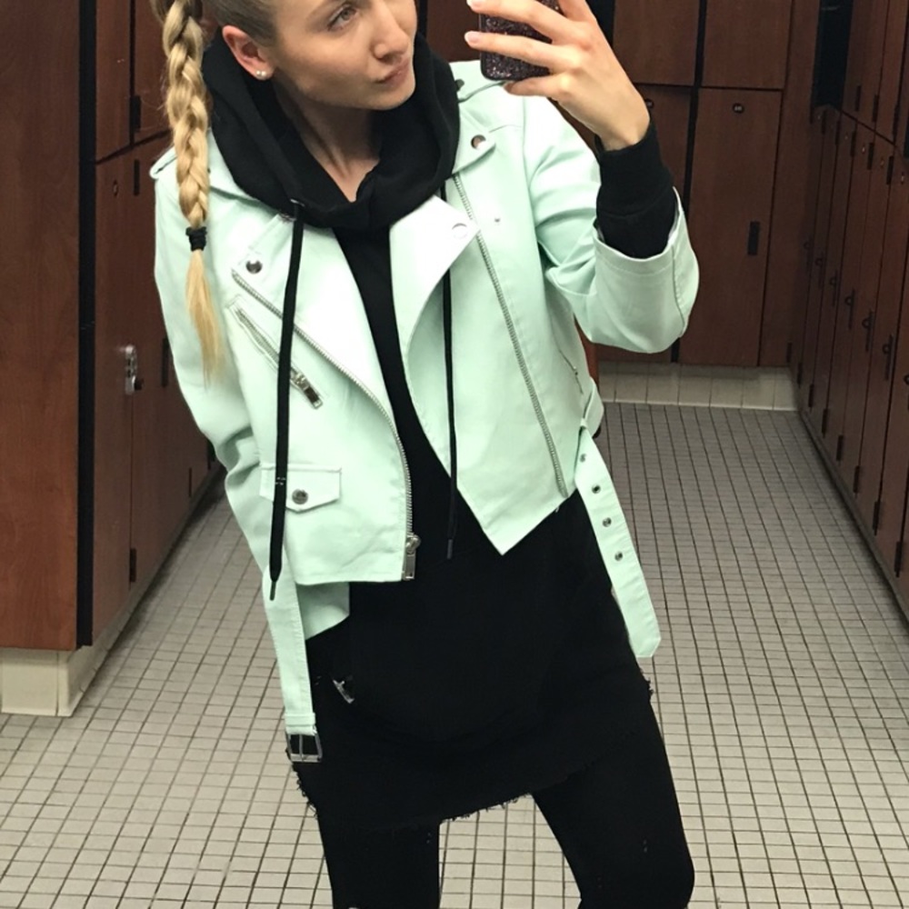 Mint leather jacket with 3/4 sleeves